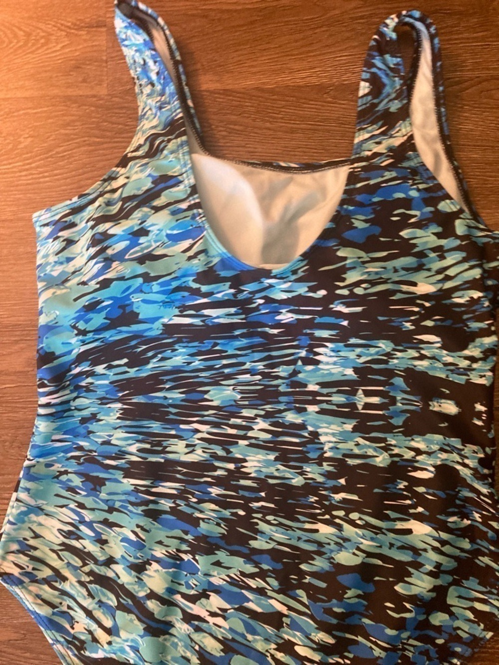 Women’s One-Piece Swimsuit - Blue Multi Print Size Large NEW - Picture 5 of 8